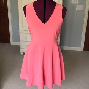 Coral altard state size small dress